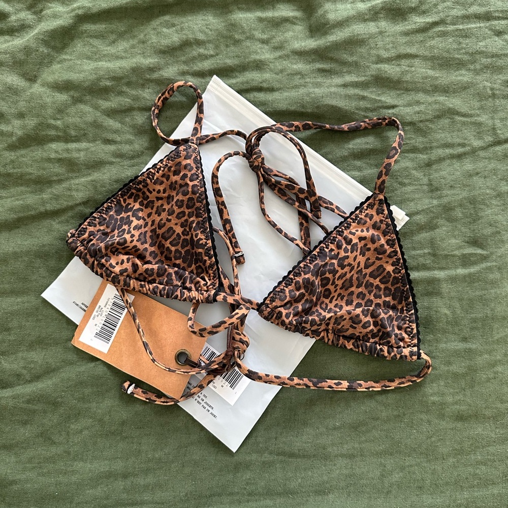 Frankies bikini Bella hadid set